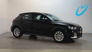Audi A1 citycarver 25 TFSI epic Parkeersensoren Climate Control Navigatie Cruise Control