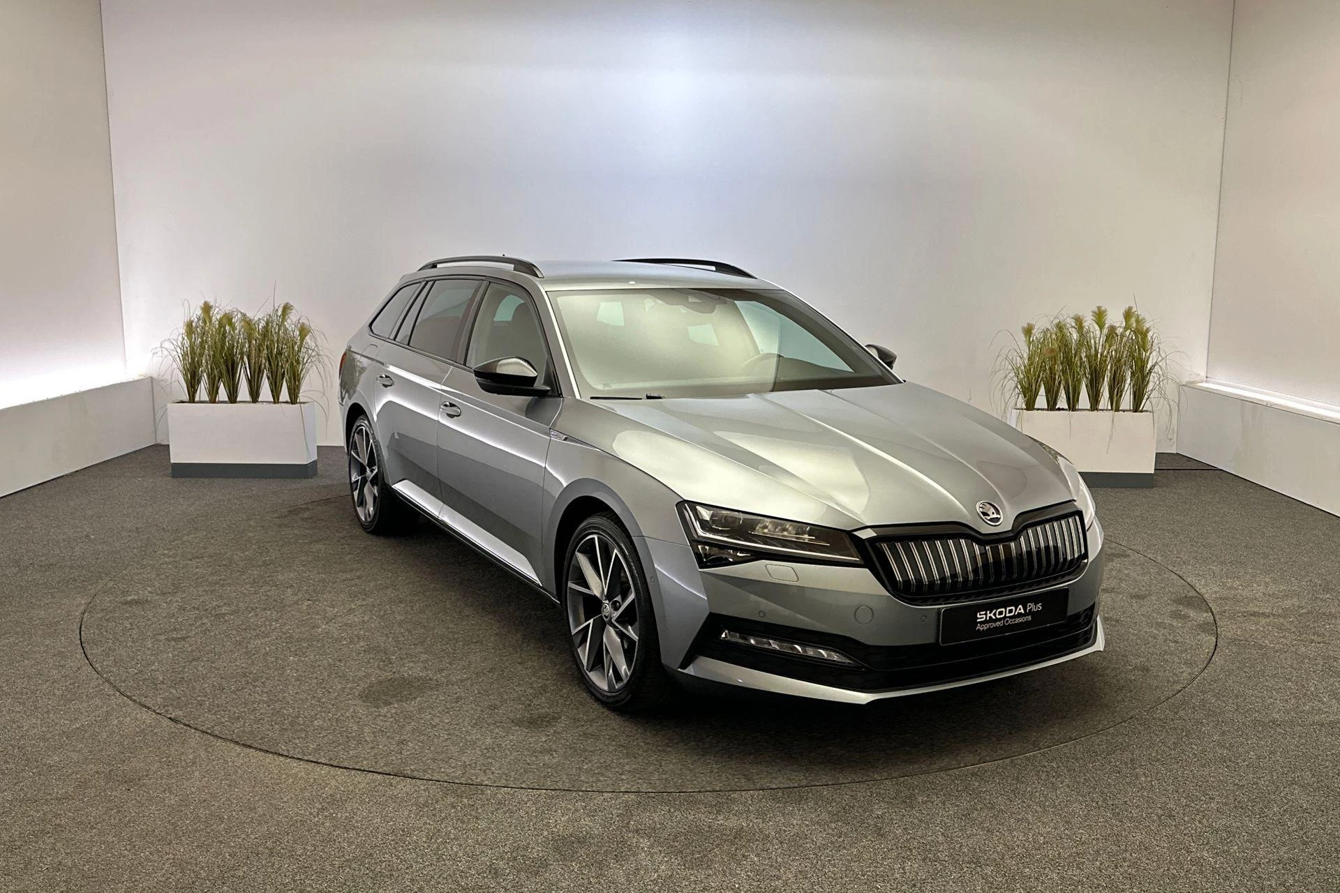 Hoofdafbeelding Škoda Superb