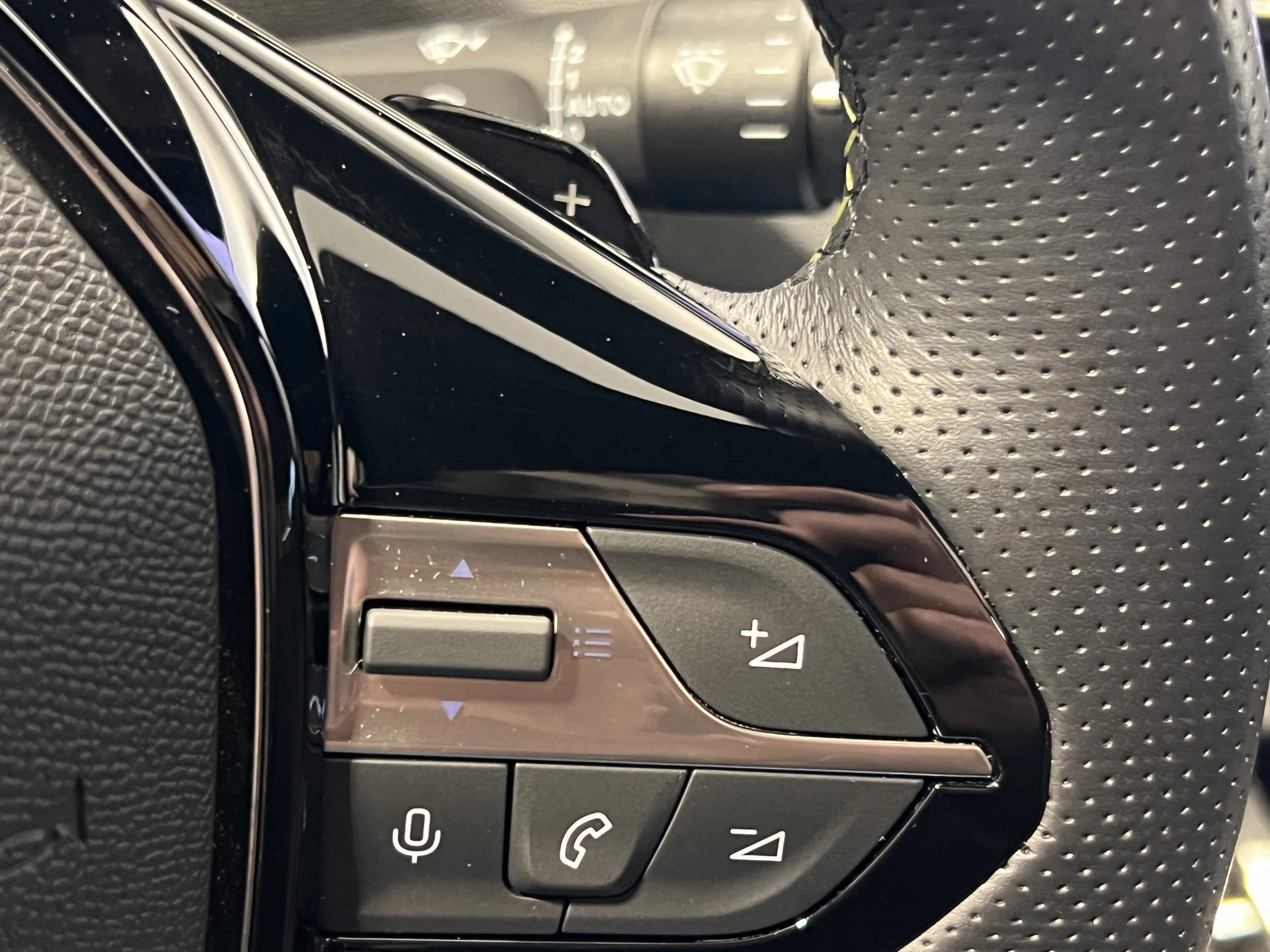 Hoofdafbeelding Peugeot 408