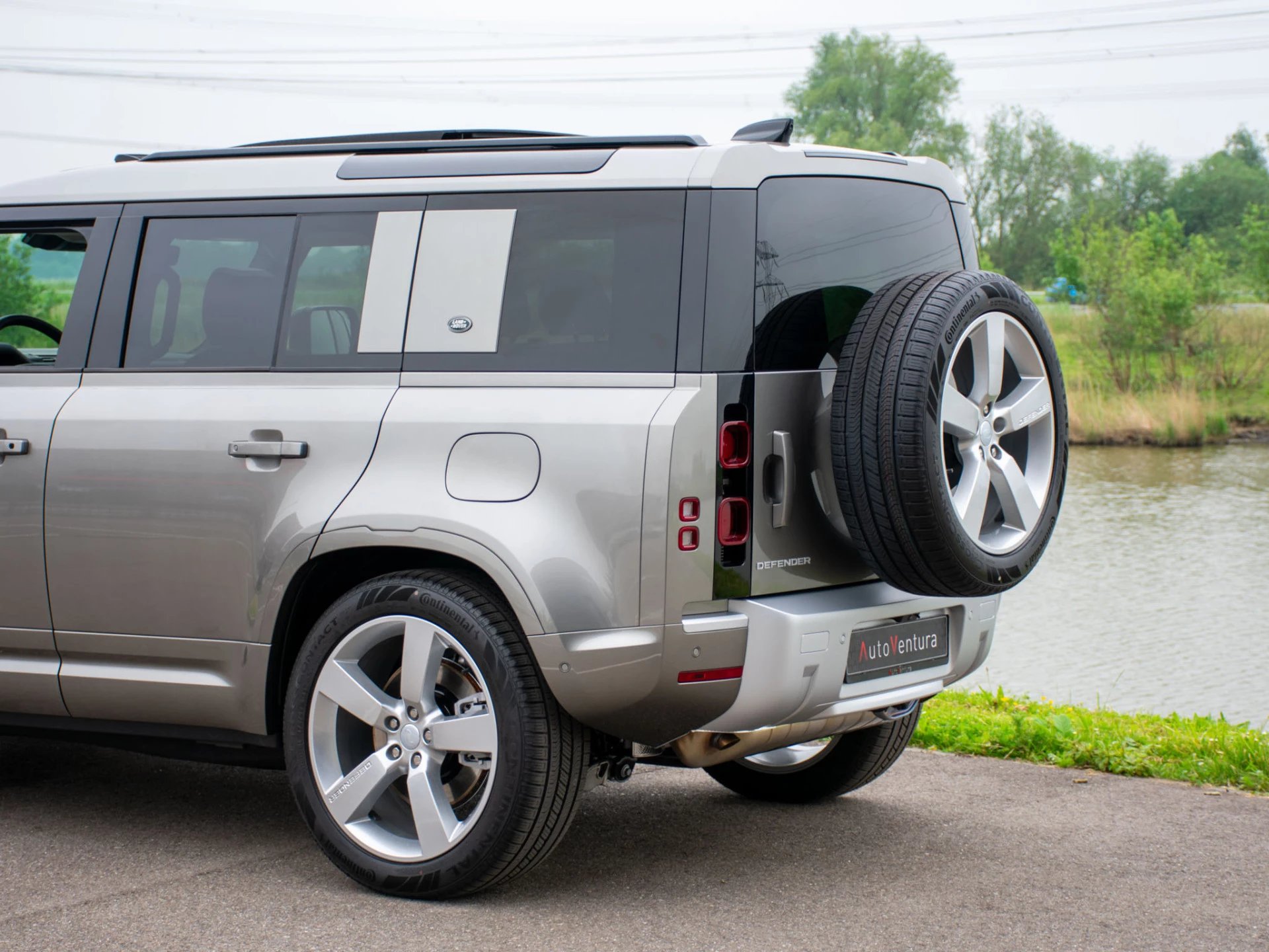 Hoofdafbeelding Land Rover Defender