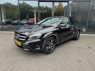 Hoofdafbeelding Mercedes-Benz GLA Mercedes-Benz GLA 180 Sport Night Edition ,Xenon,Nav,Clima,Stoelverw,Standkachel,Camera