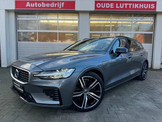 Hoofdafbeelding Volvo V60 Volvo V60 2.0 T8 Twin-Engine AWD R-Design Camera Harman/Kardon Leder Memory Pilot Assist Trekhaak