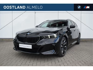BMW 5 Serie Touring 550e xDrive M Sport Automaat / Panoramadak / Trekhaak / Stoelventilatie / Adaptief onderstel professional / Bowers & Wilkins / Comfort Access / Adaptieve LED