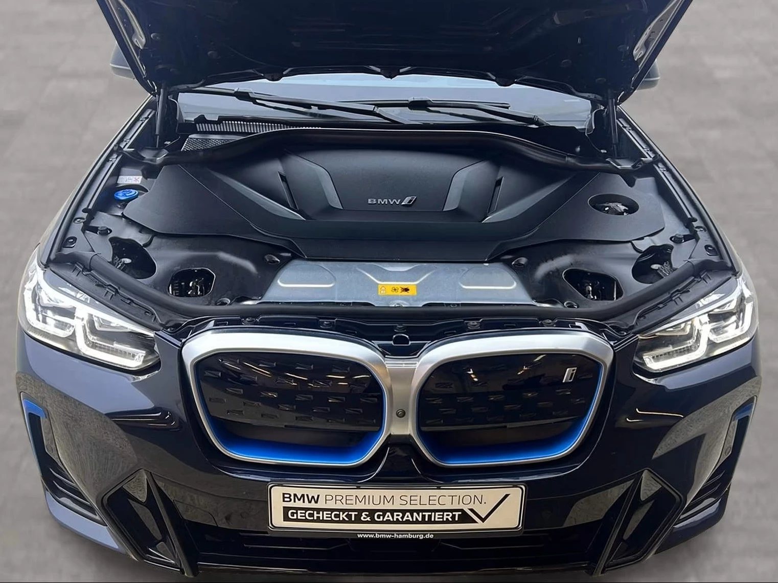Hoofdafbeelding BMW iX3