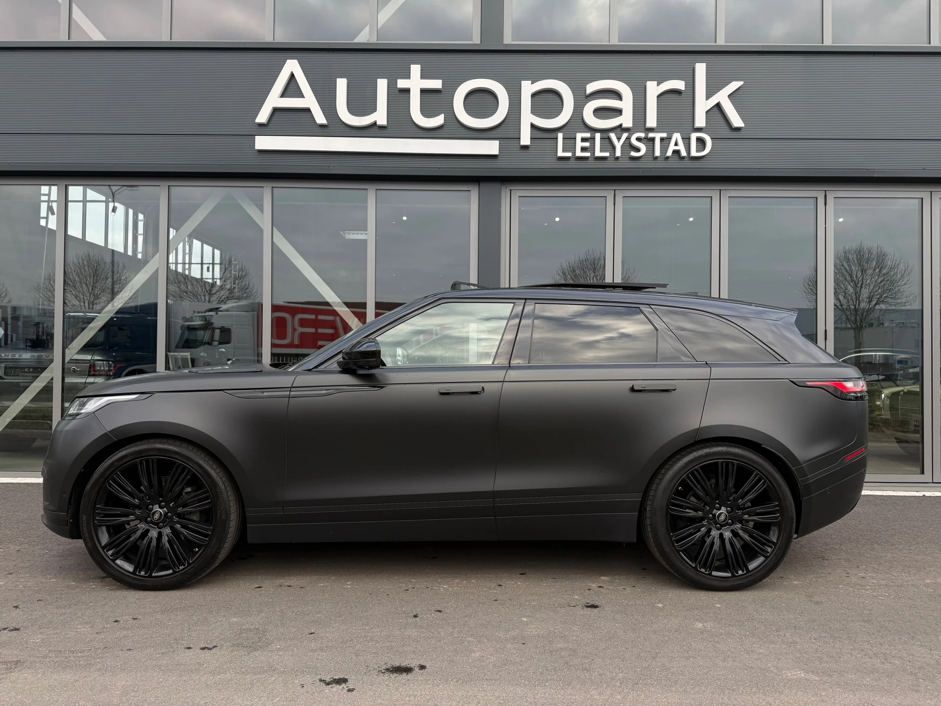 Hoofdafbeelding Land Rover Range Rover Velar