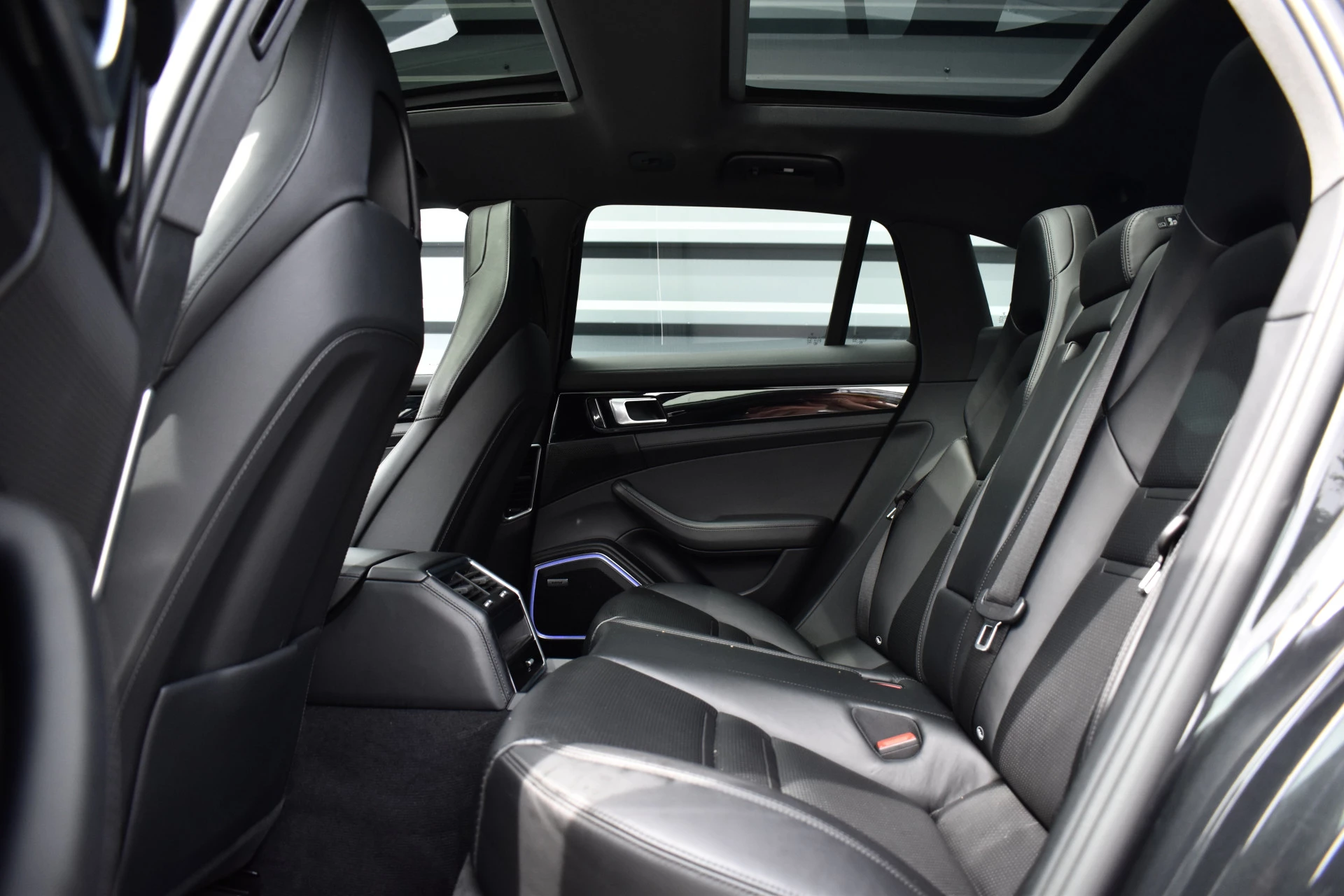 Hoofdafbeelding Porsche Panamera