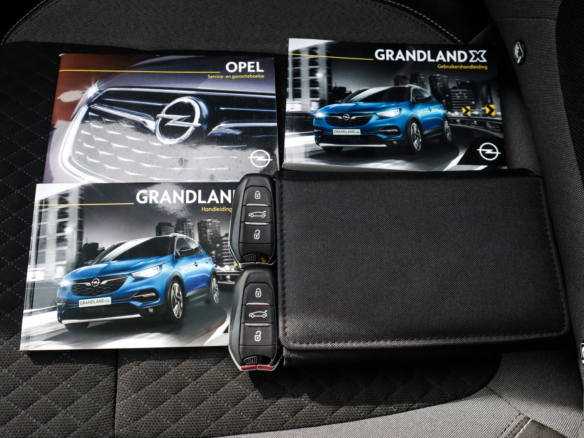 Hoofdafbeelding Opel Grandland X