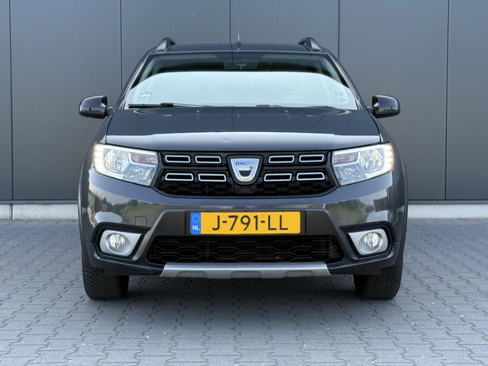 Hoofdafbeelding Dacia Logan