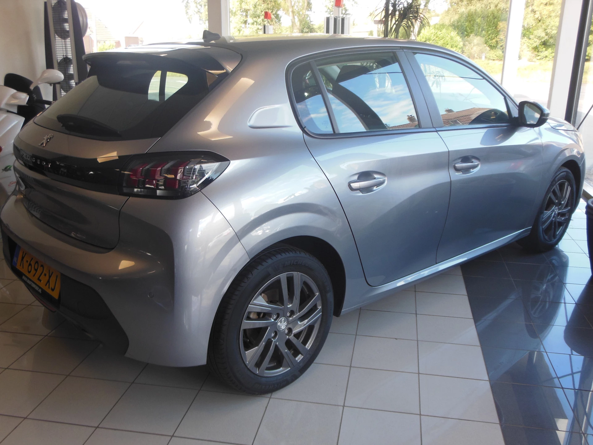 Hoofdafbeelding Peugeot 208