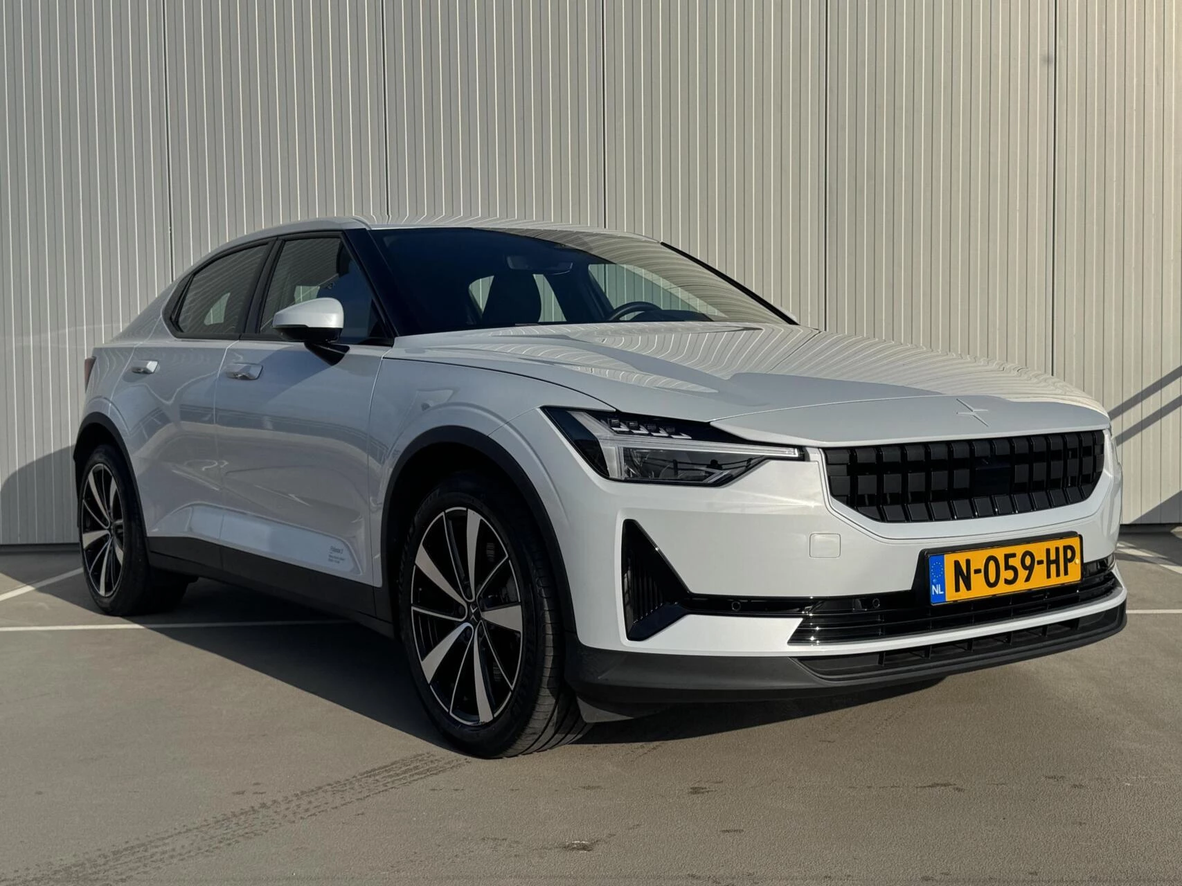 Hoofdafbeelding Polestar 2