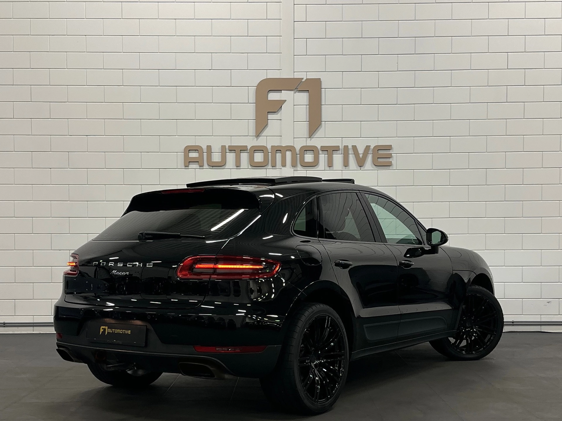 Hoofdafbeelding Porsche Macan