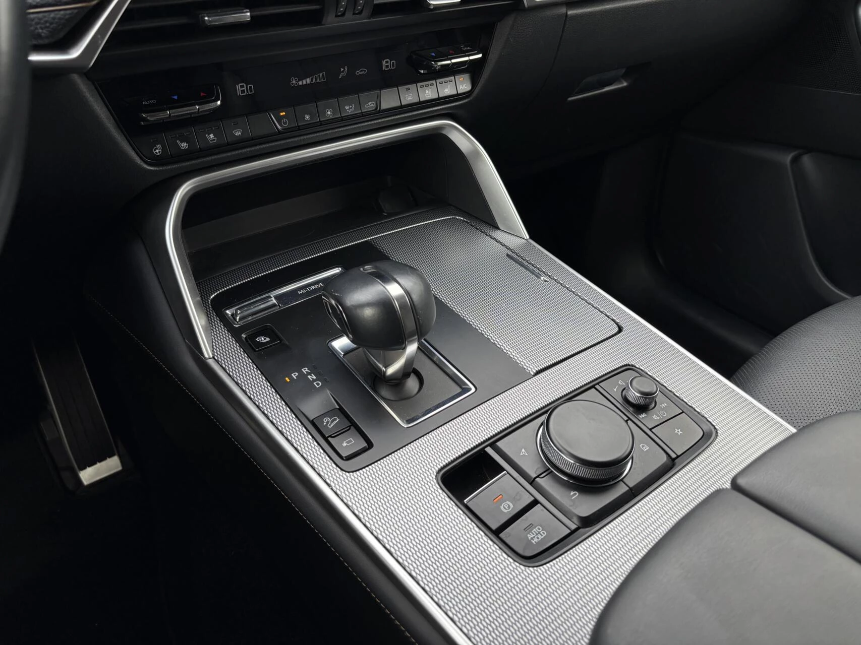 Hoofdafbeelding Mazda CX-60
