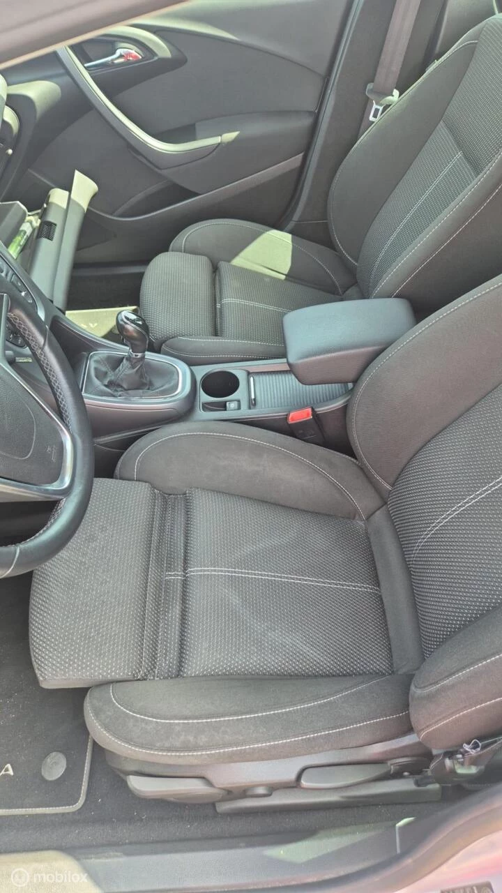 Hoofdafbeelding Opel Astra
