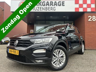 Volkswagen T-Roc 1.0 TSI Style // APPLE CARPLAY - ANDROID AUTO // PDC // CLIMA // STOELVERWARMING //