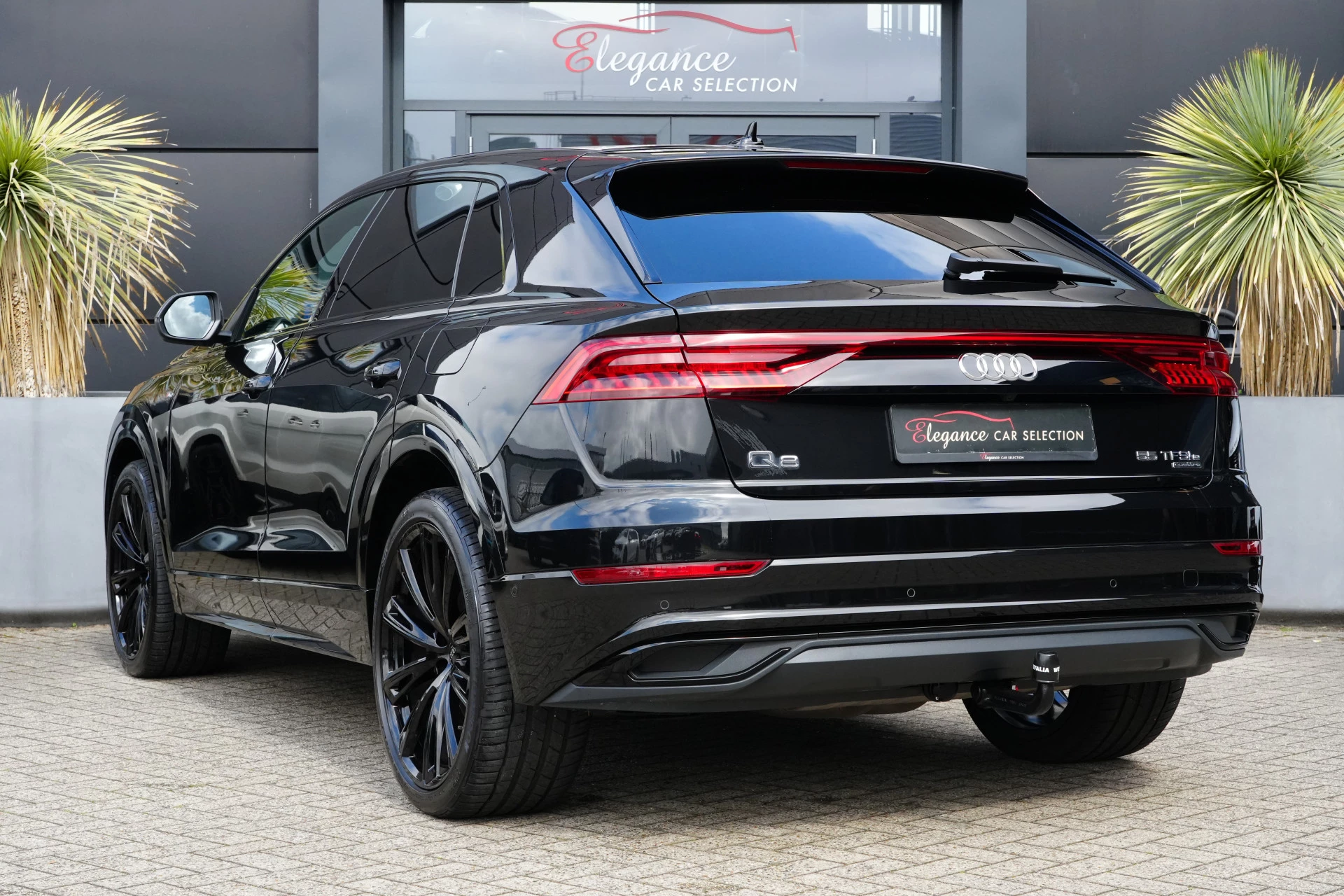 Hoofdafbeelding Audi Q8