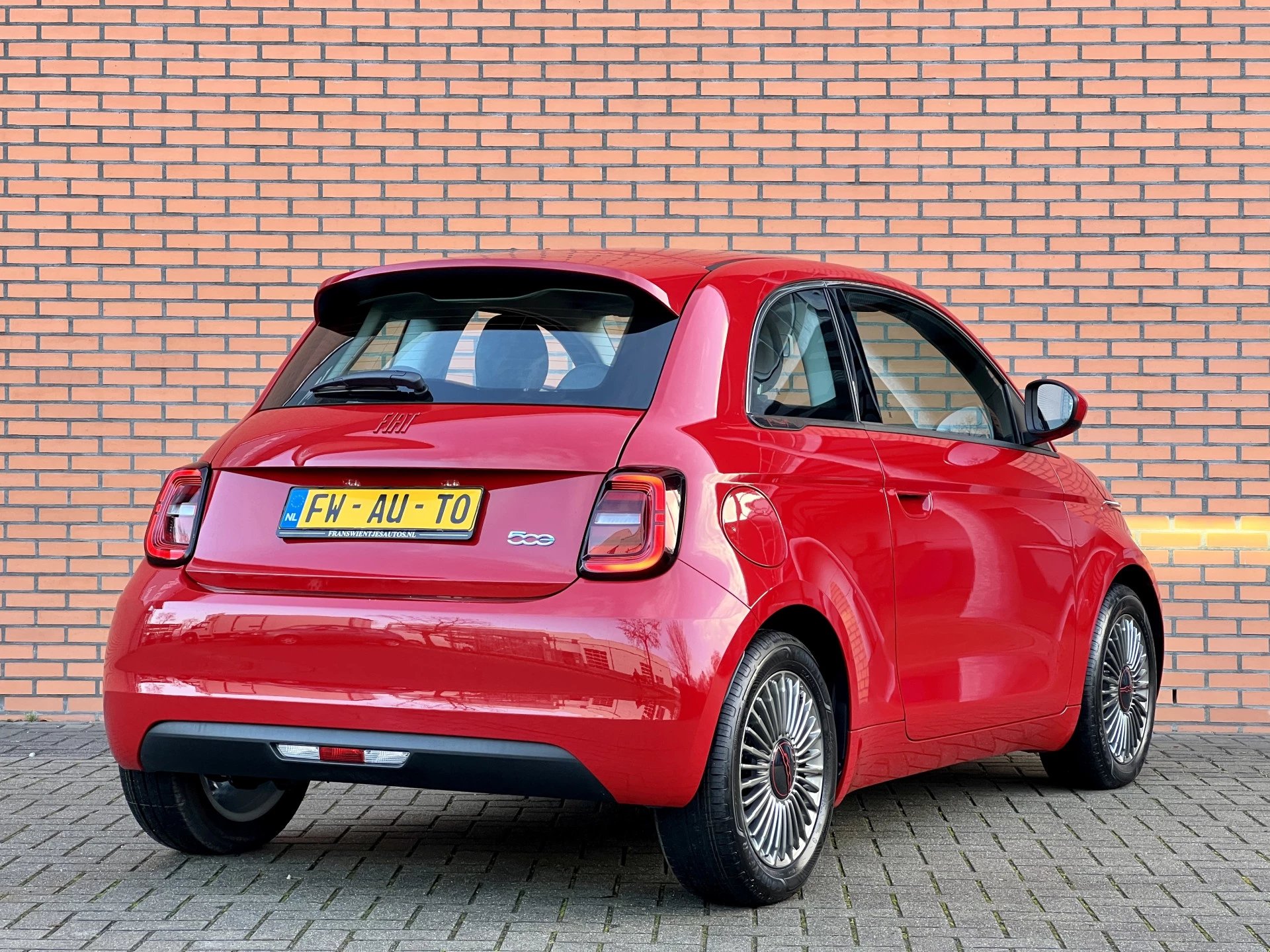 Hoofdafbeelding Fiat 500e