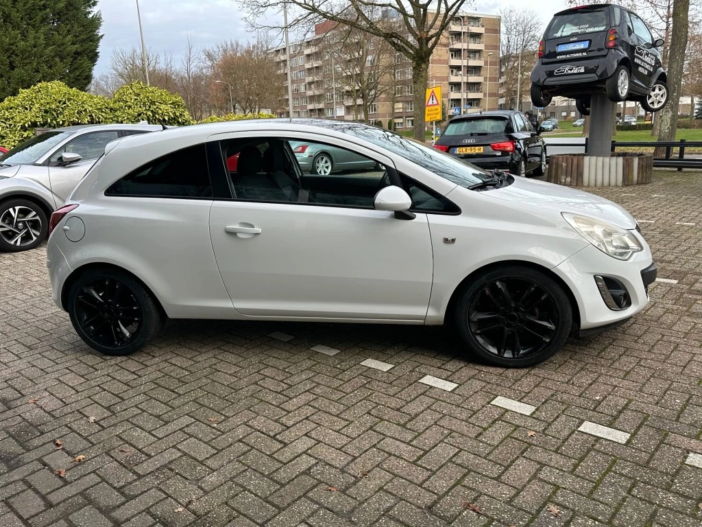 Hoofdafbeelding Opel Corsa