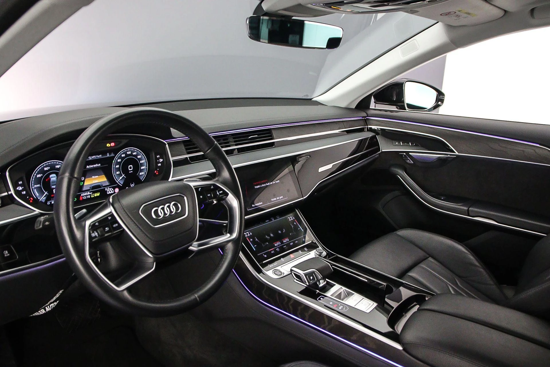 Hoofdafbeelding Audi A8