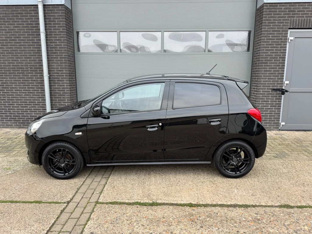 Hoofdafbeelding Mitsubishi Space Star