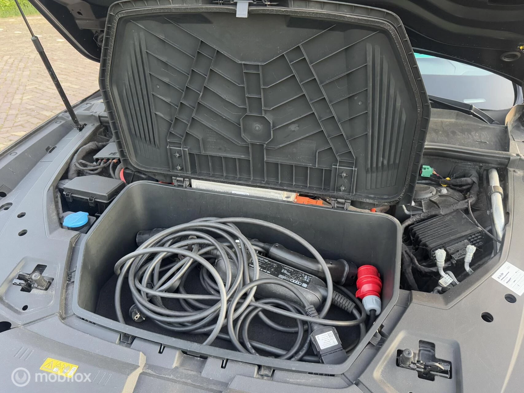 Hoofdafbeelding Audi e-tron