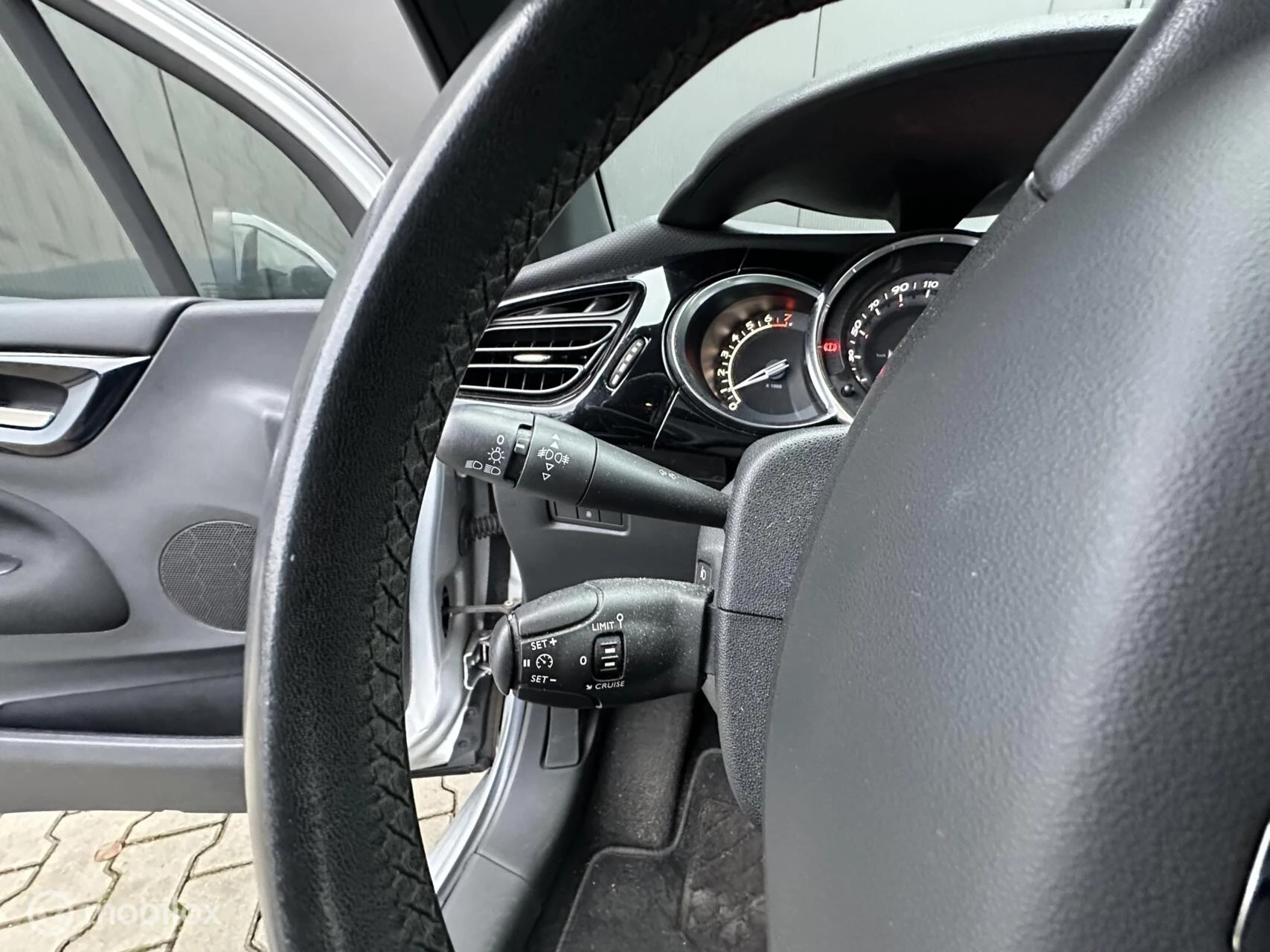 Hoofdafbeelding DS DS 3