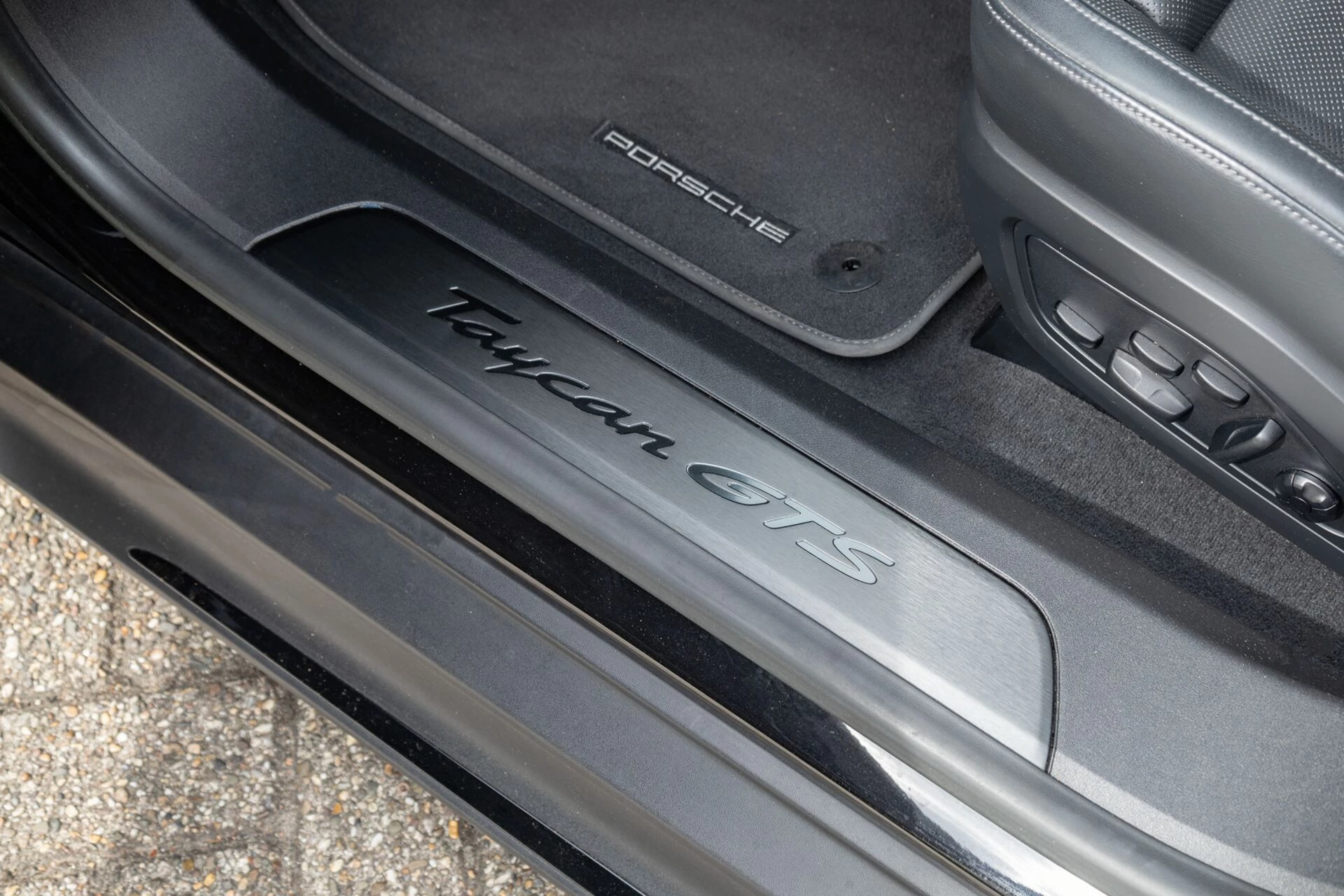 Hoofdafbeelding Porsche Taycan