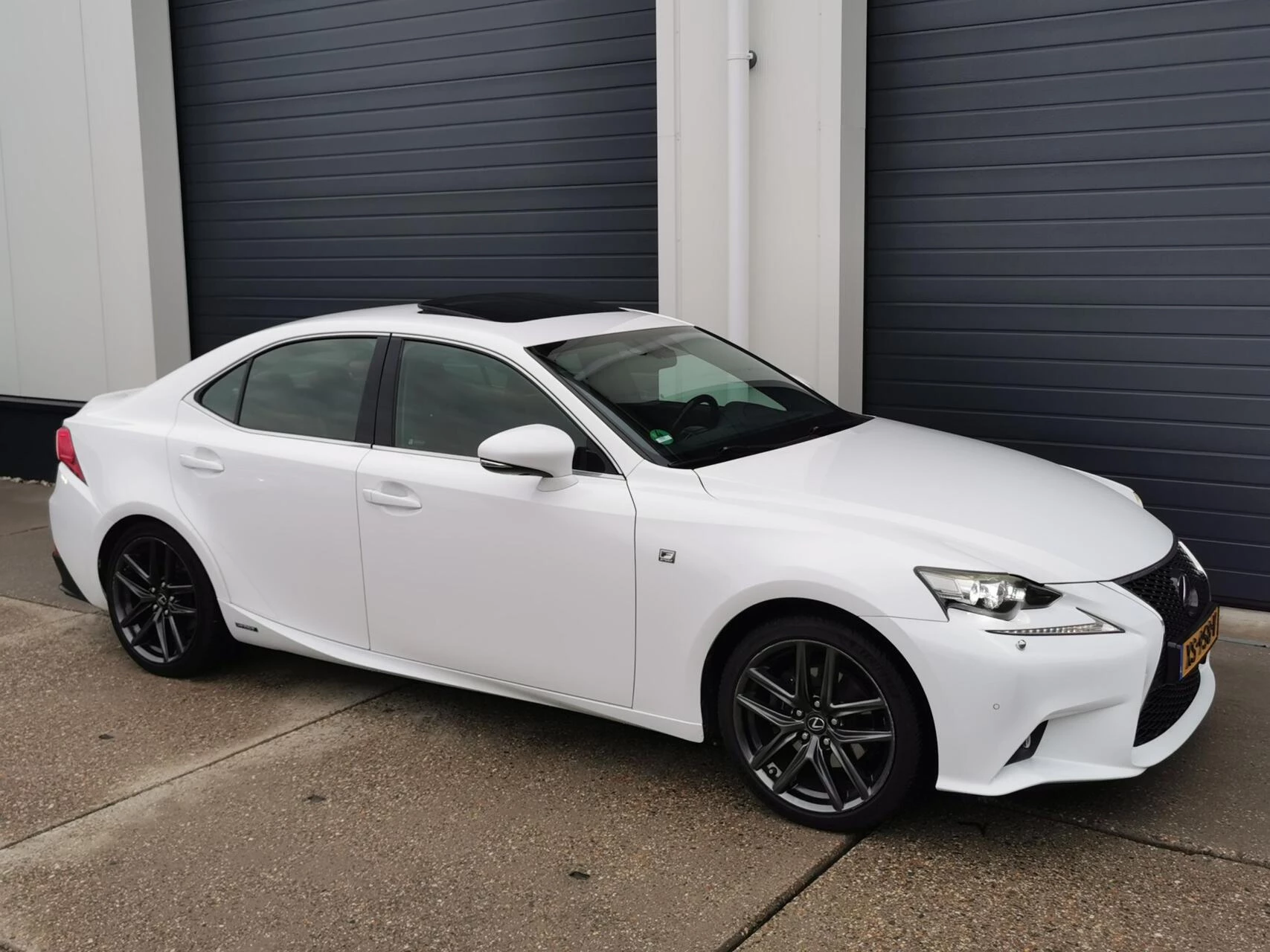 Hoofdafbeelding Lexus IS