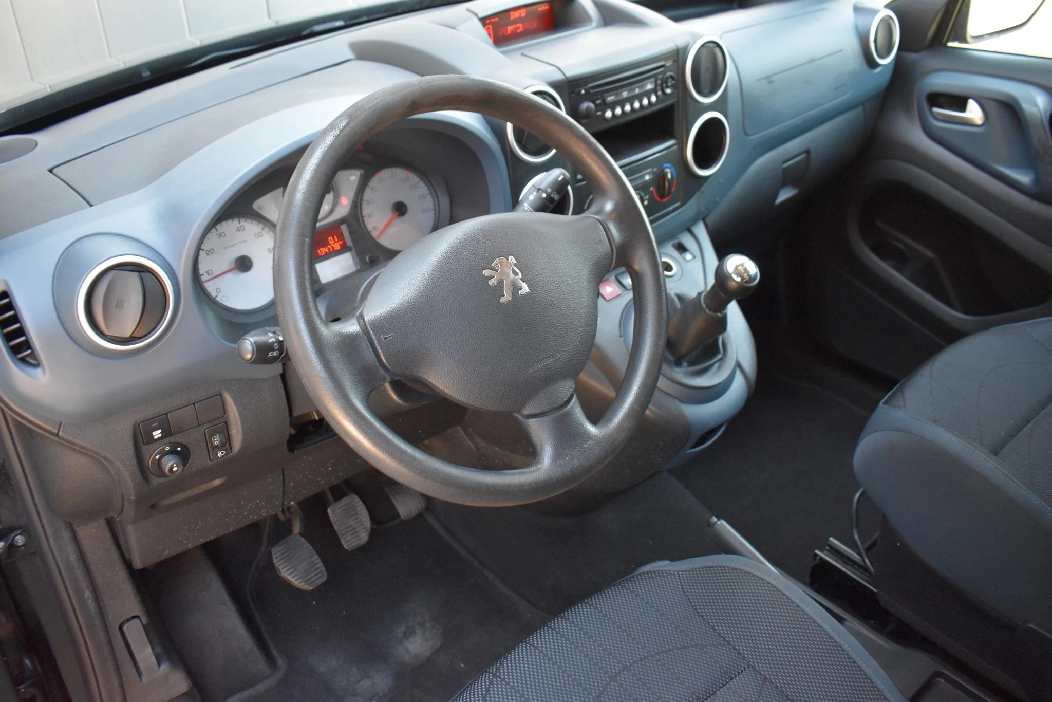 Hoofdafbeelding Peugeot Partner