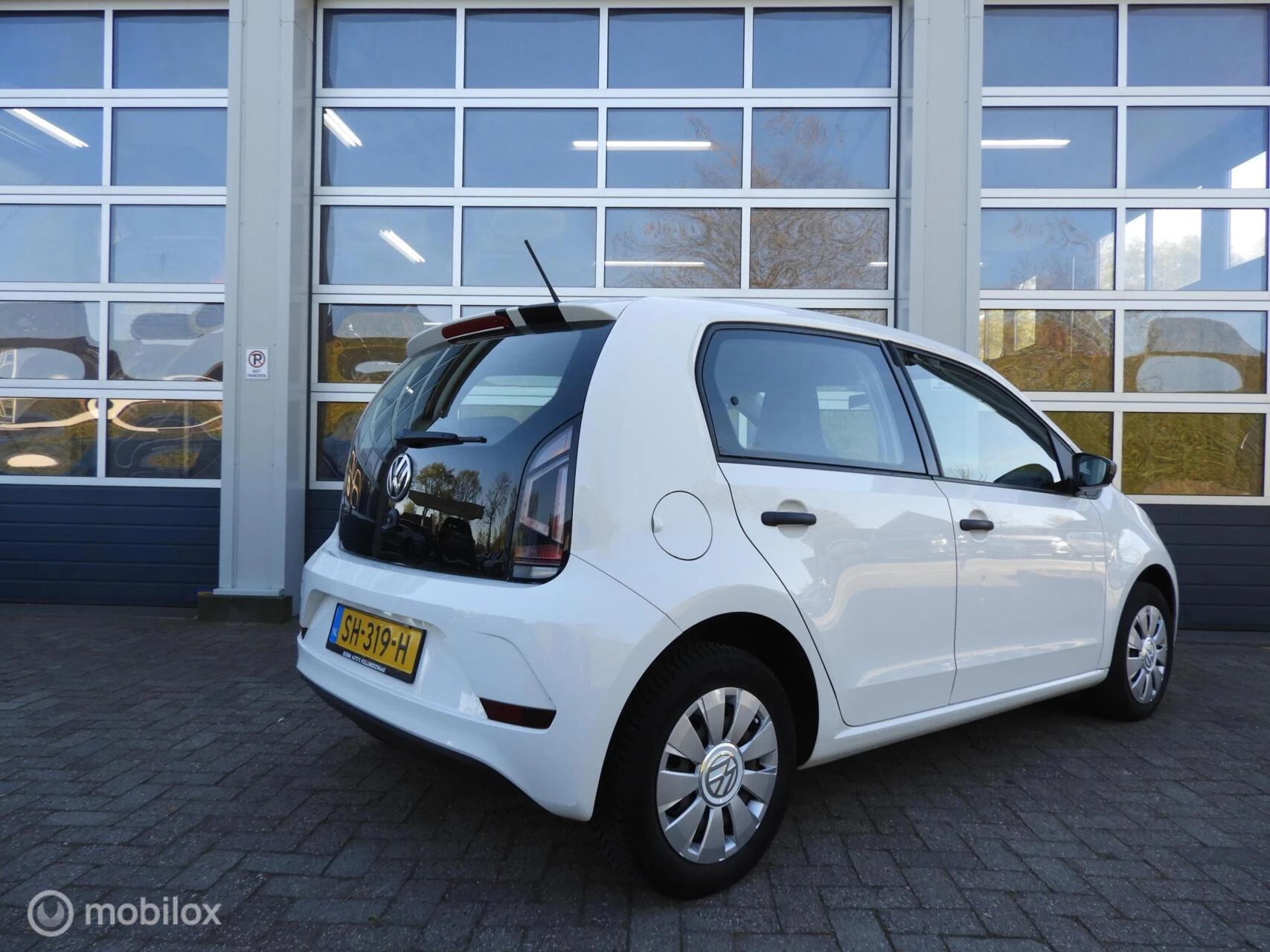 Hoofdafbeelding Volkswagen up!