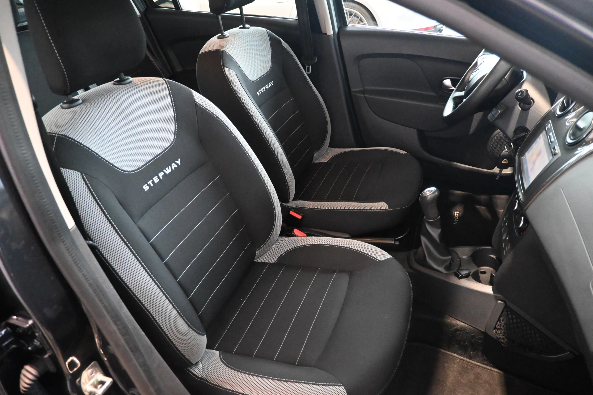 Hoofdafbeelding Dacia Logan