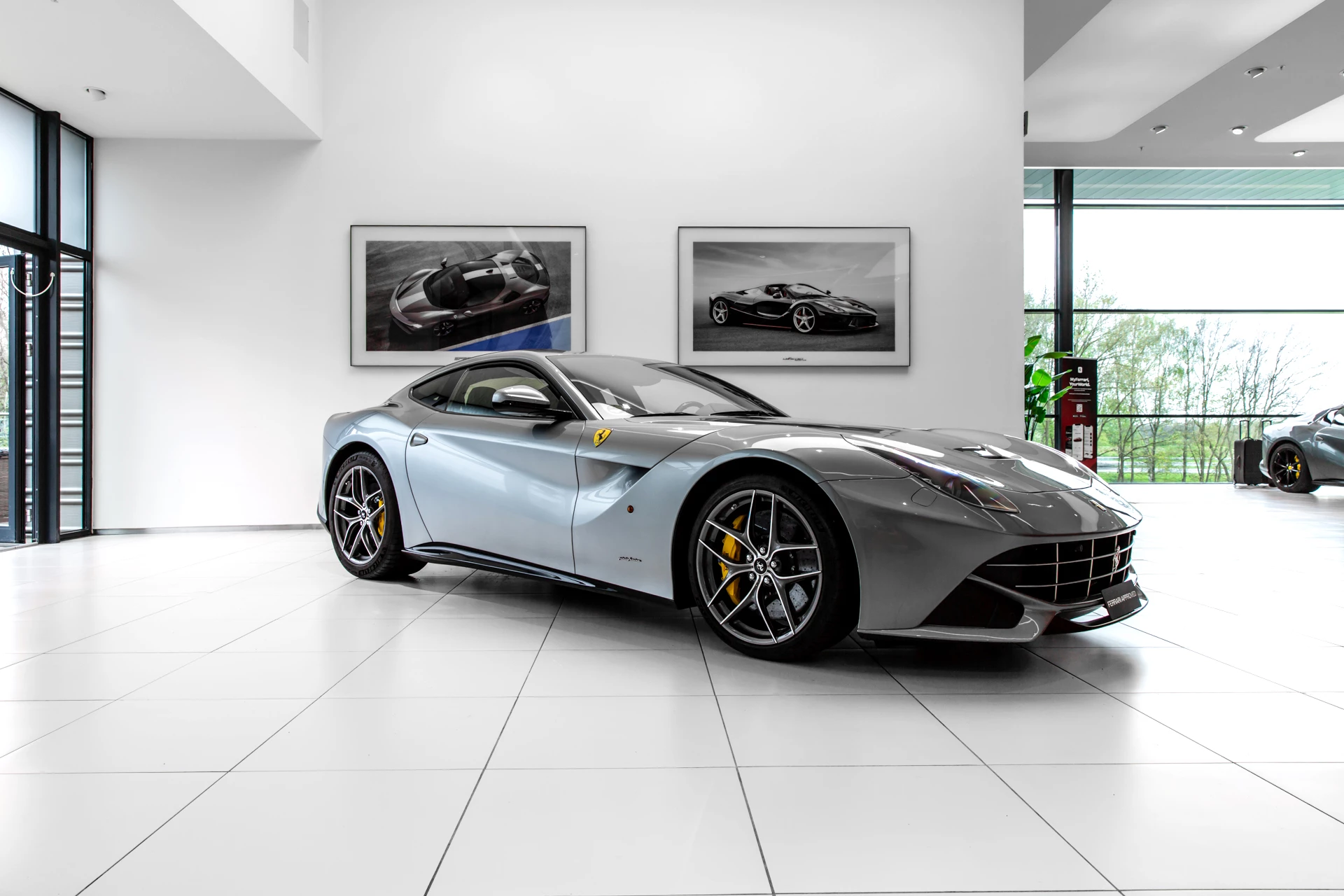 Hoofdafbeelding Ferrari F12
