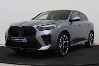 BMW X2 sDrive20i M Sport Automaat / Panoramadak / Trekhaak / Sportstoelen / Achteruitrijcamera / M Adaptief onderstel / Comfort Access / 	Adaptieve LED