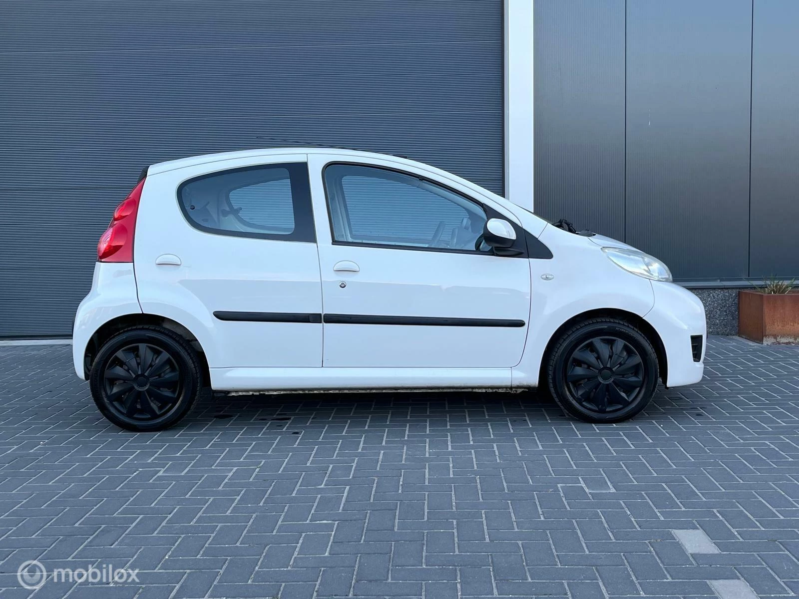 Hoofdafbeelding Peugeot 107