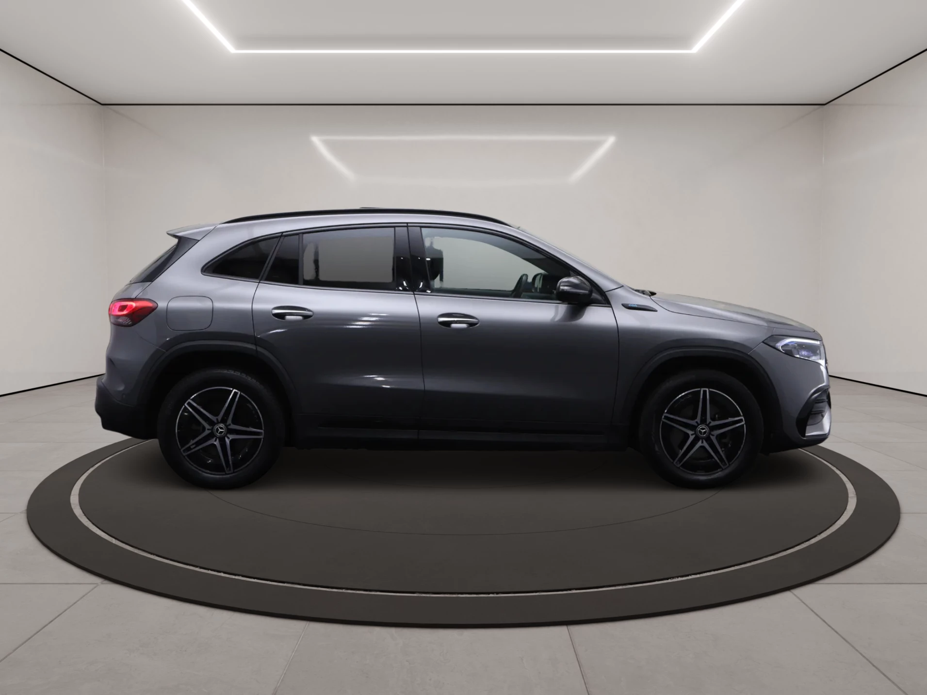 Hoofdafbeelding Mercedes-Benz EQA