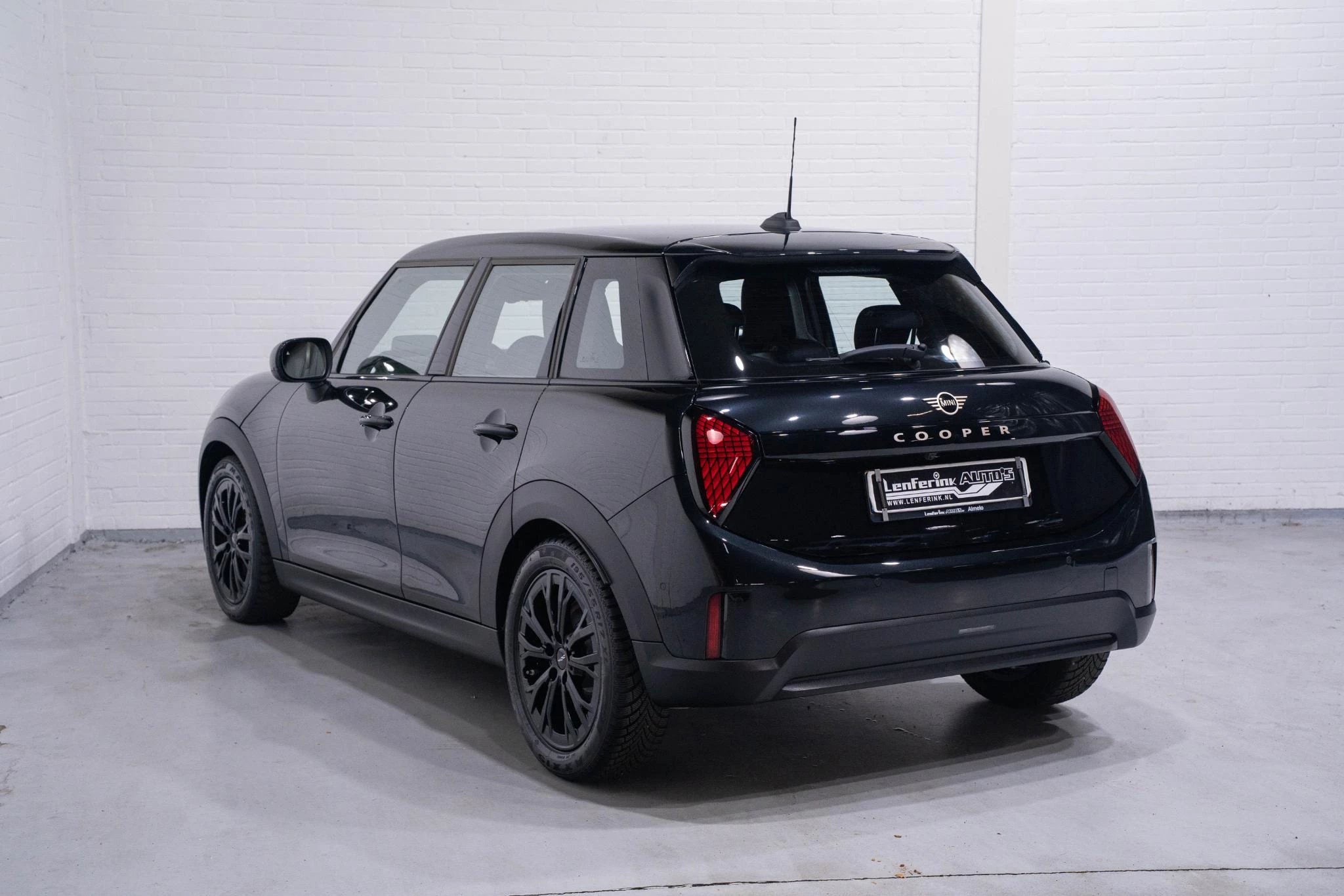 Hoofdafbeelding MINI 5-deurs