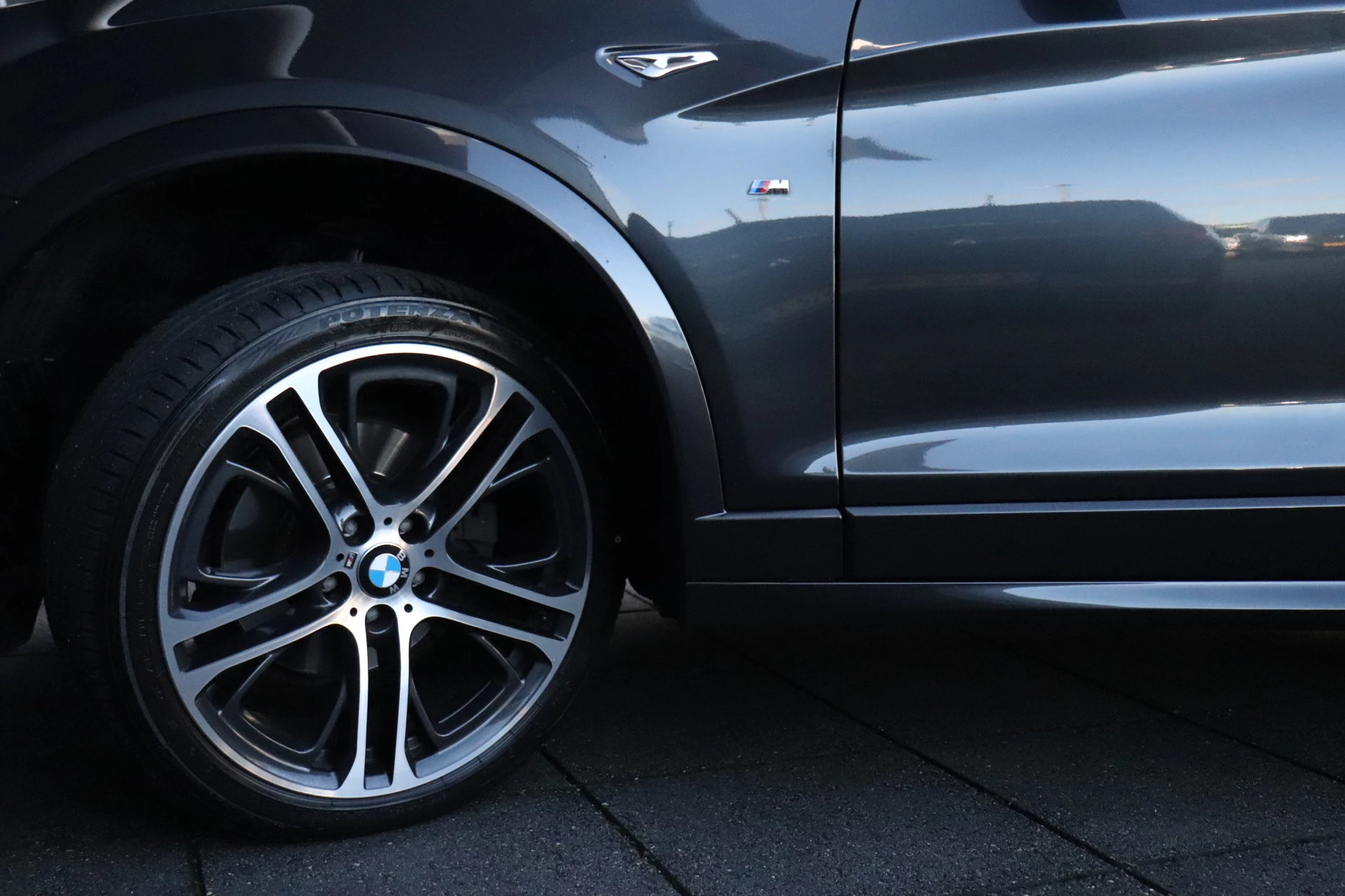 Hoofdafbeelding BMW X4