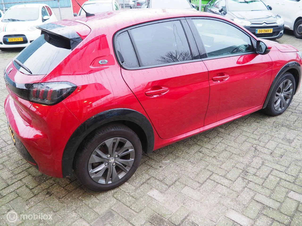 Hoofdafbeelding Peugeot e-208