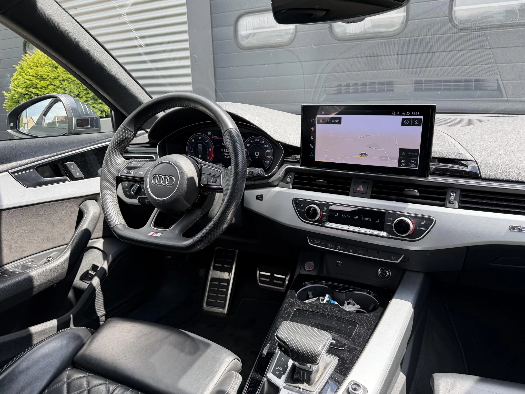 Hoofdafbeelding Audi S4