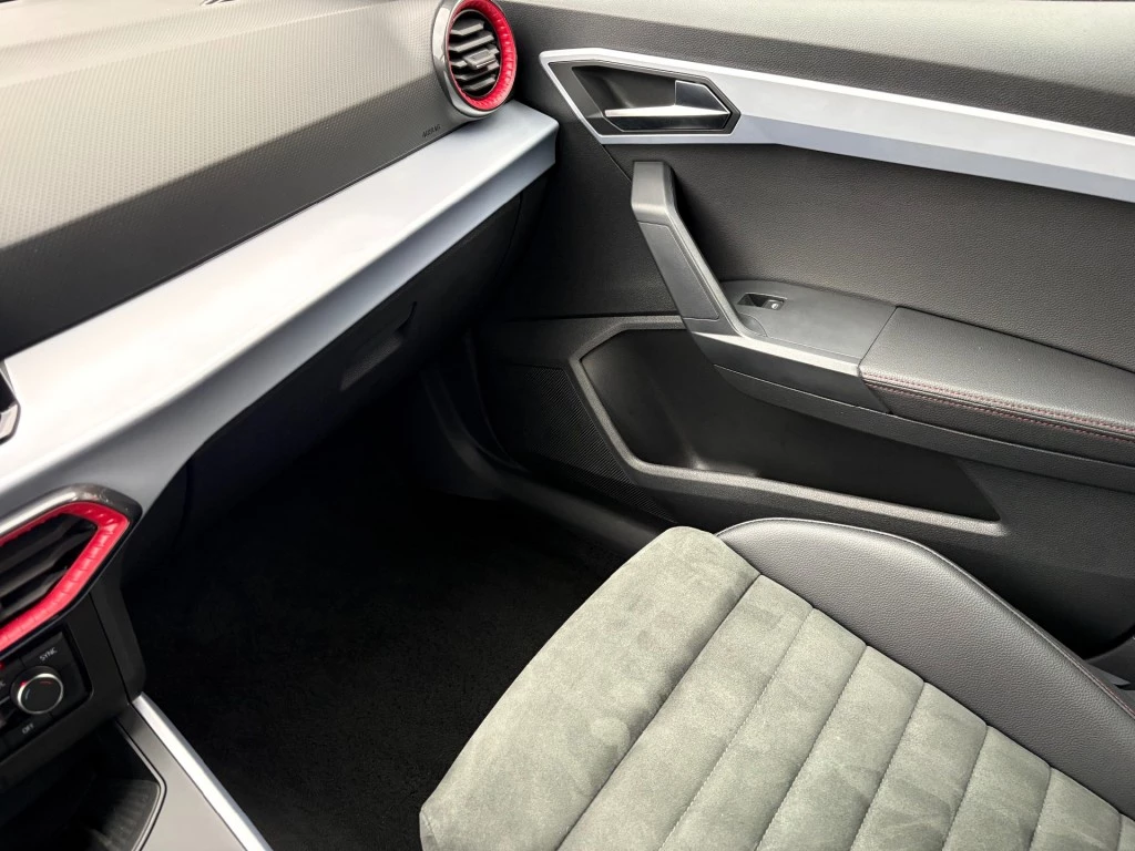 Hoofdafbeelding SEAT Arona