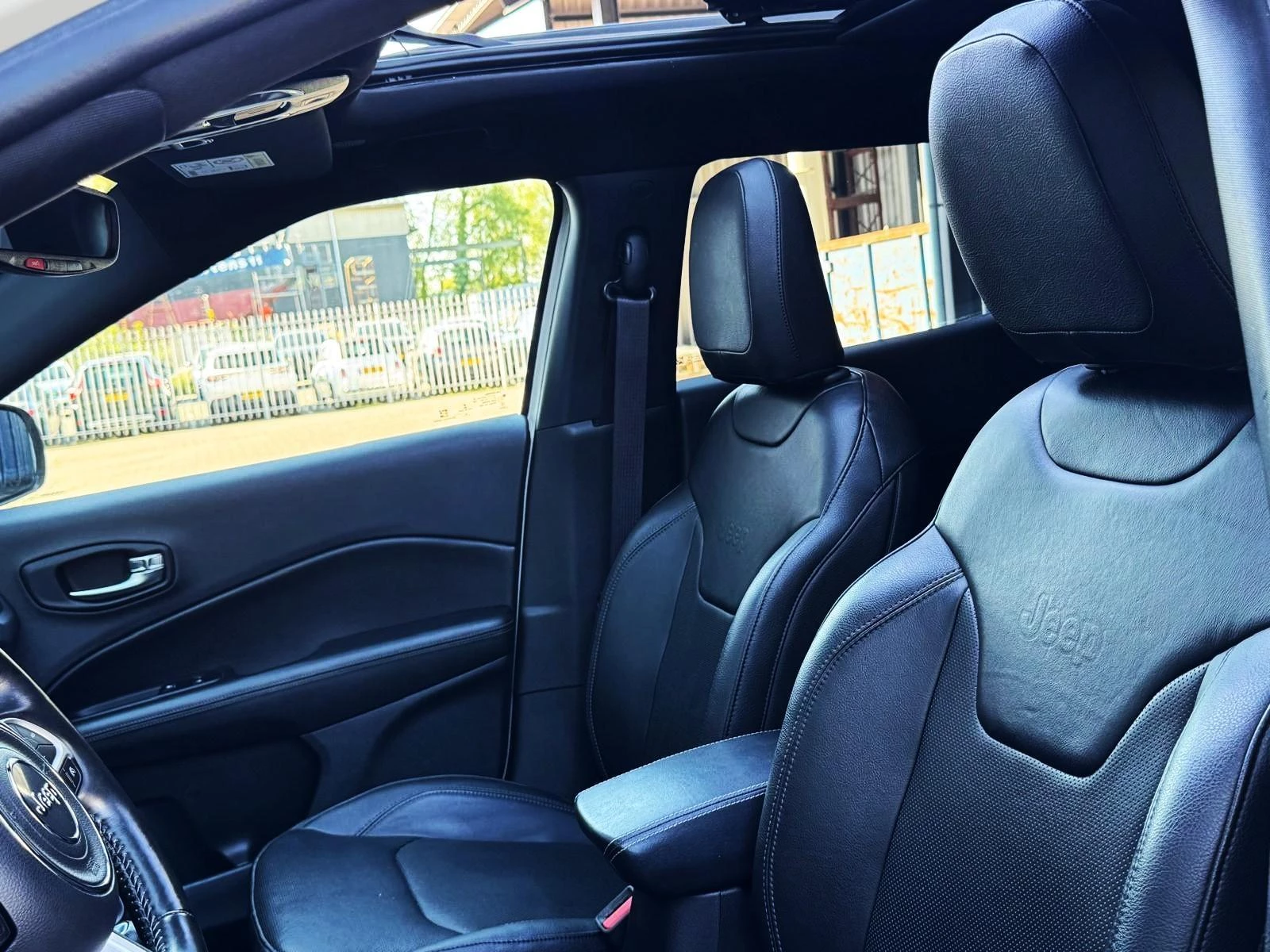 Hoofdafbeelding Jeep Compass