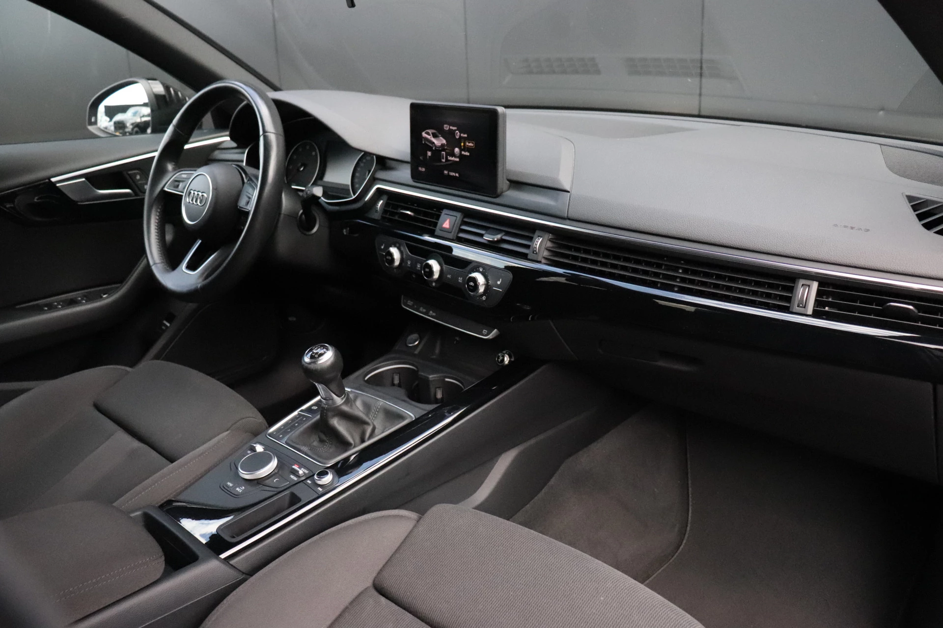 Hoofdafbeelding Audi A4