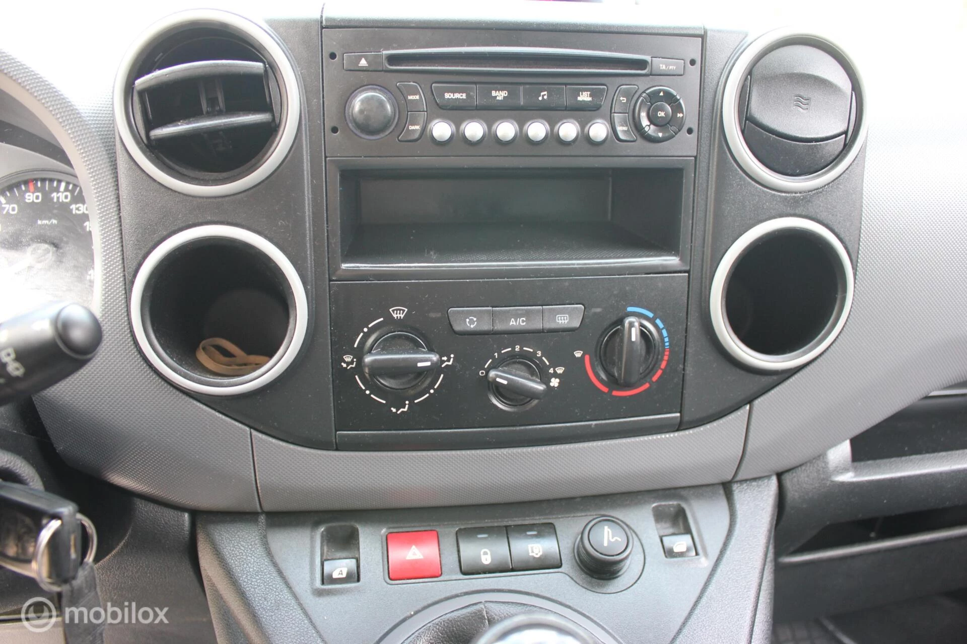 Hoofdafbeelding Peugeot Partner