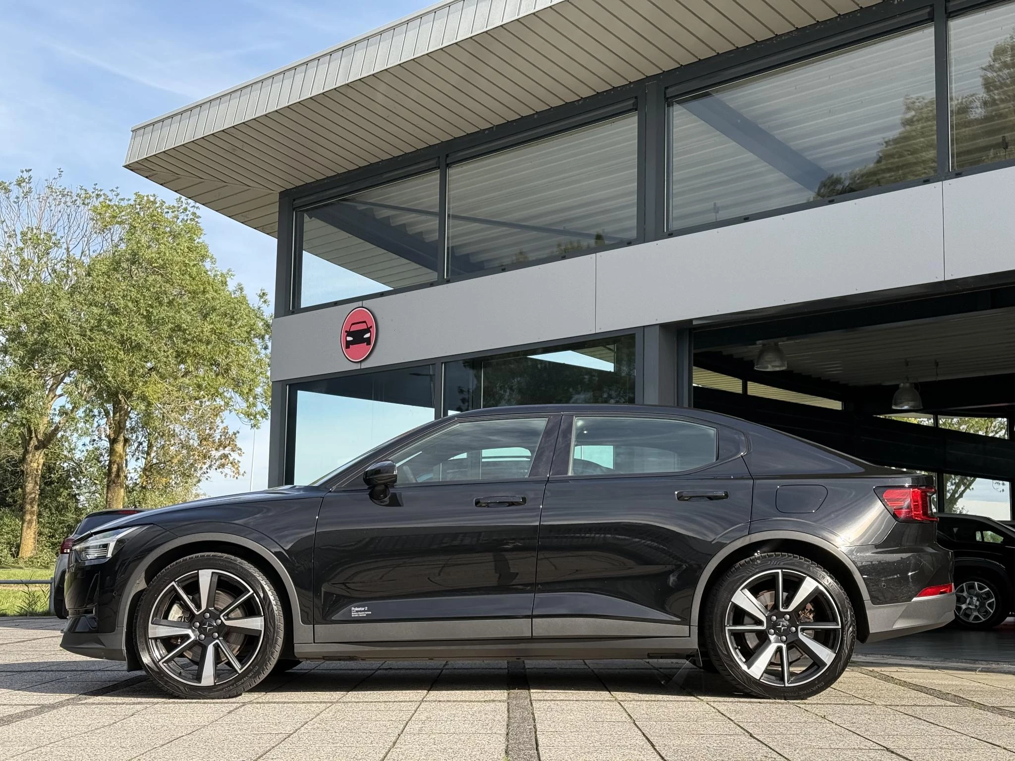 Hoofdafbeelding Polestar 2