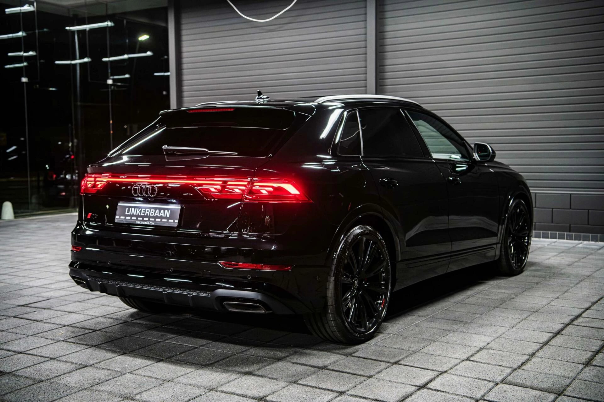 Hoofdafbeelding Audi Q8