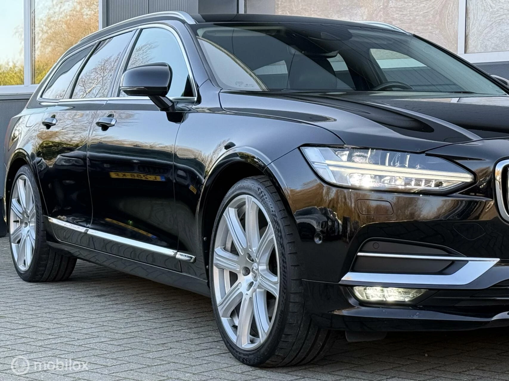 Hoofdafbeelding Volvo V90