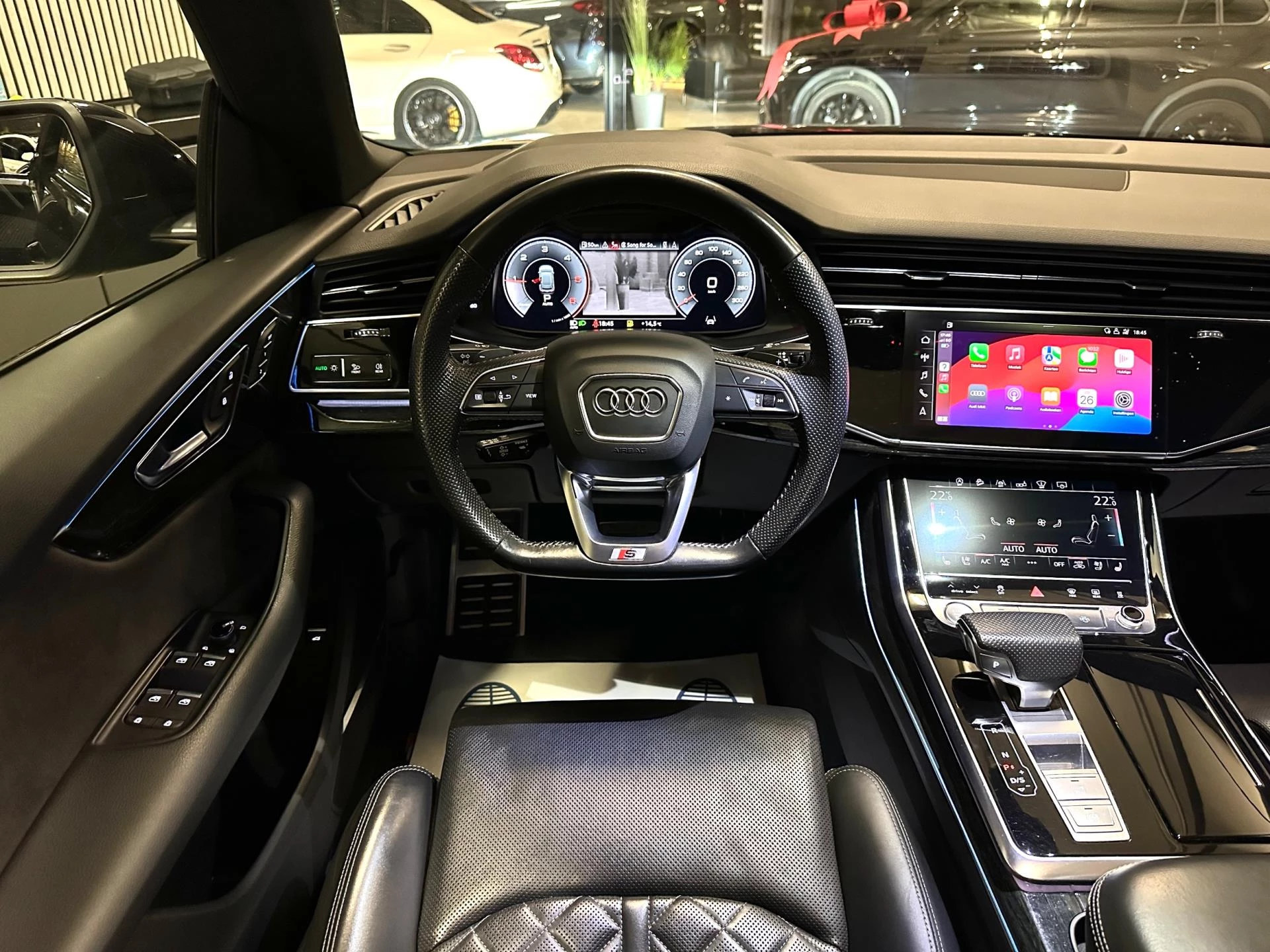 Hoofdafbeelding Audi Q8