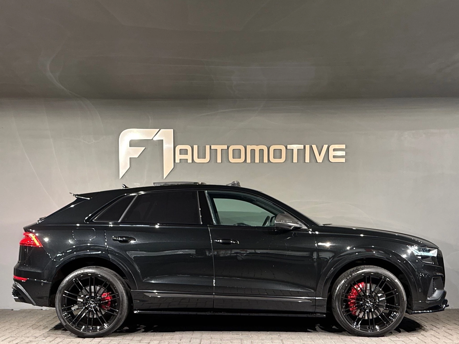Hoofdafbeelding Audi Q8