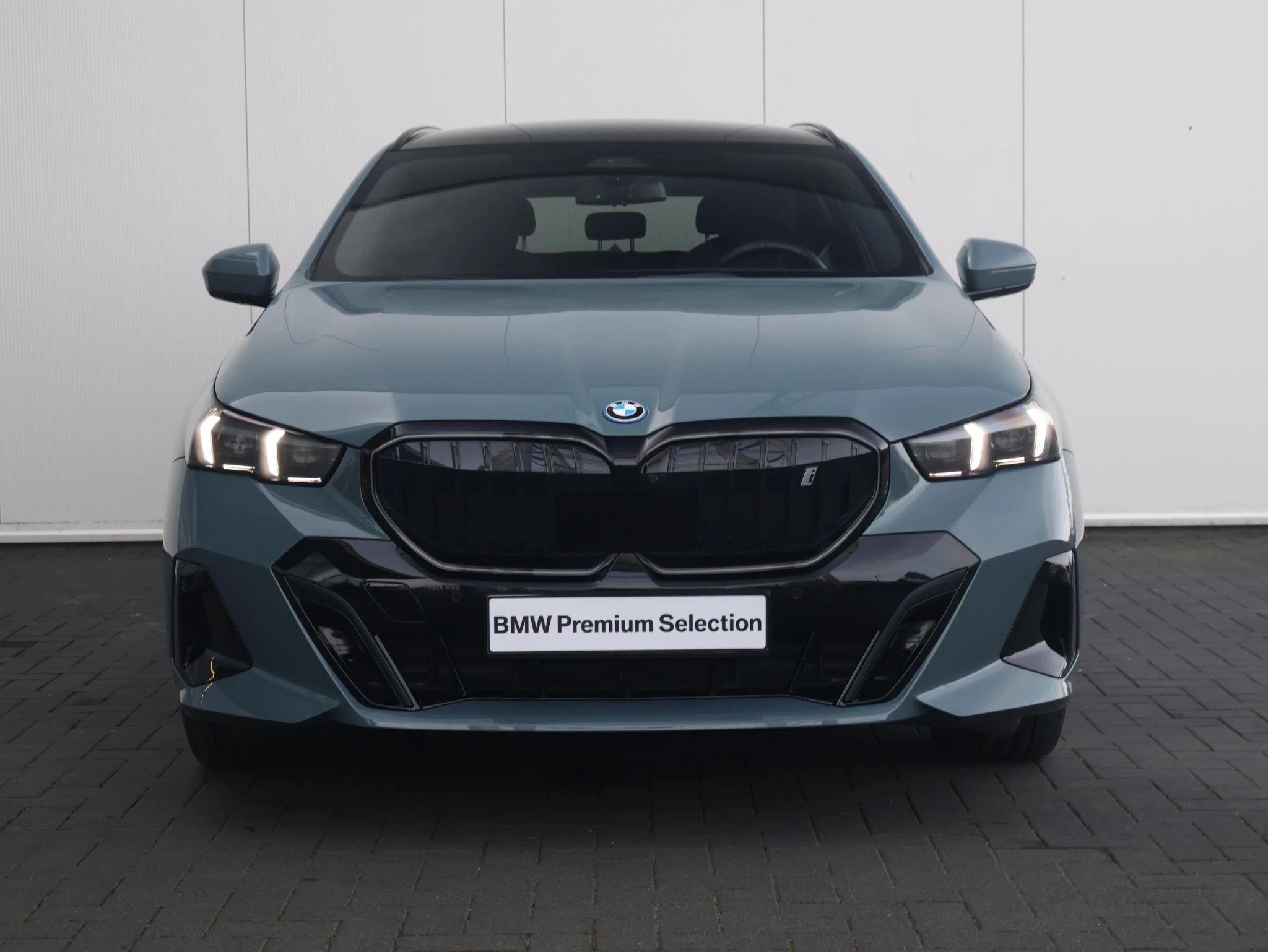 Hoofdafbeelding BMW i5