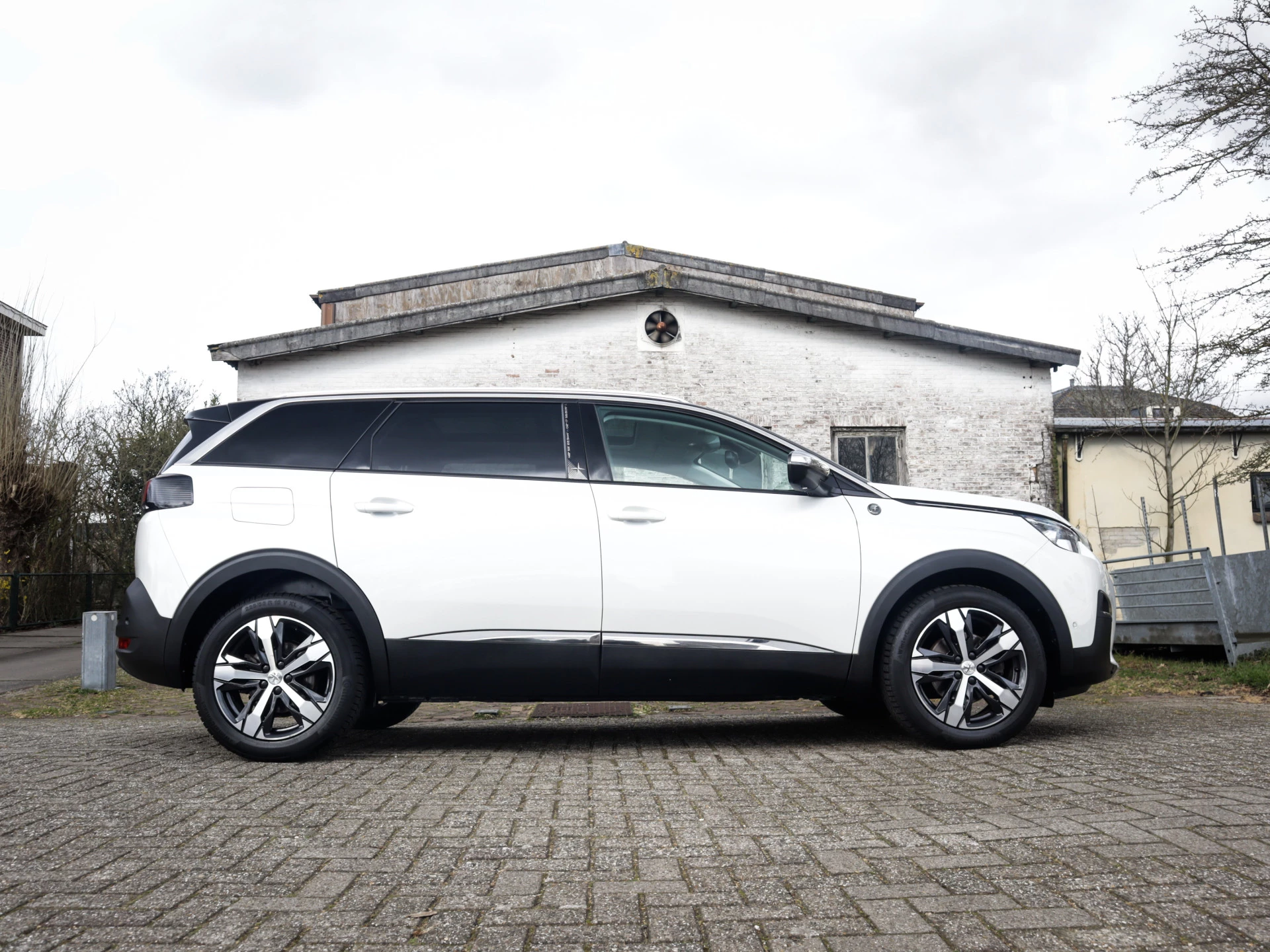 Hoofdafbeelding Peugeot 5008