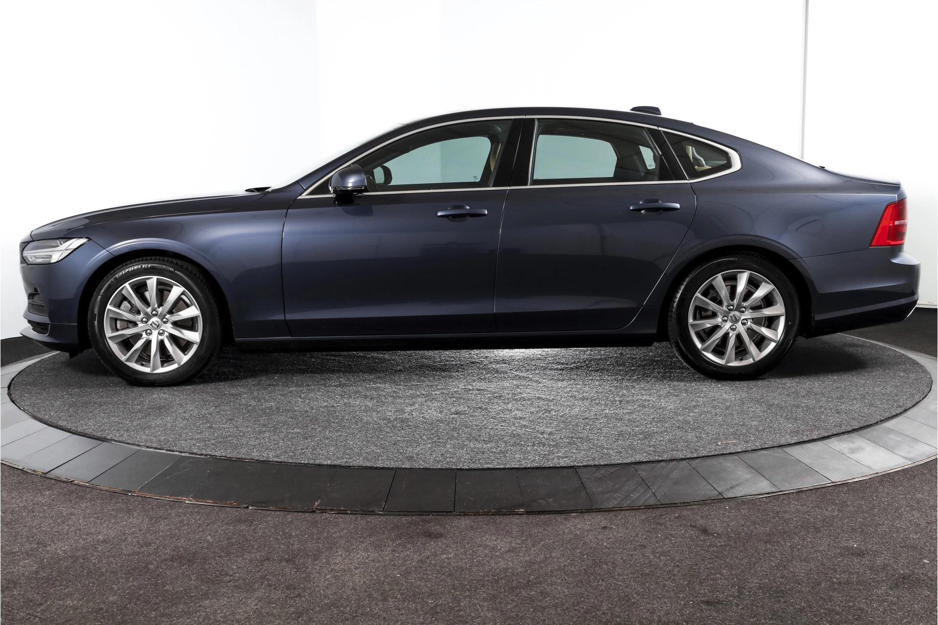 Hoofdafbeelding Volvo S90